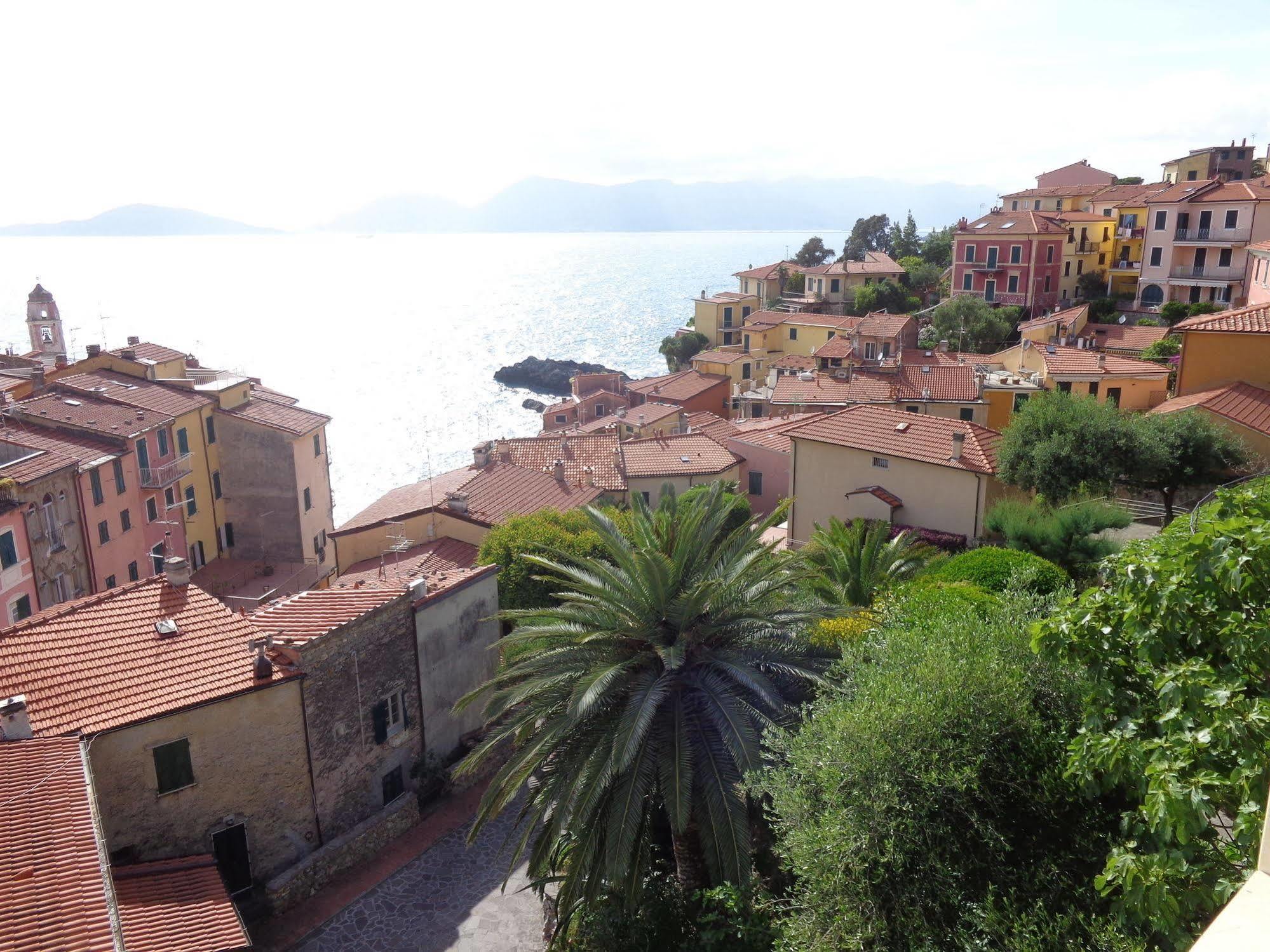 Albergo Delle Ondine テッラロ エクステリア 写真